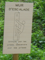 17.Mur d'escalade